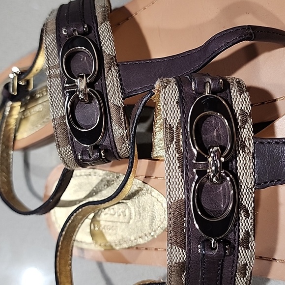 Coach Sammy Signature C Logo Thong Sandals, Brown, Size 8.5 Gold Hardware - Picture 12 of 16